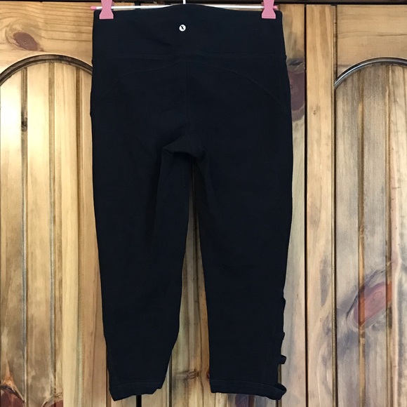 Bundle!! 2 women’s Xersion fitted capris size S - Picture 6 of 8